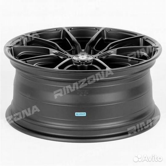 Литой диск HRE R17 5x114.3