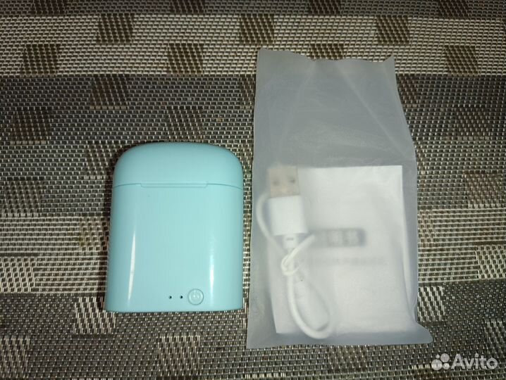 Беспроводные наушники TWS белые