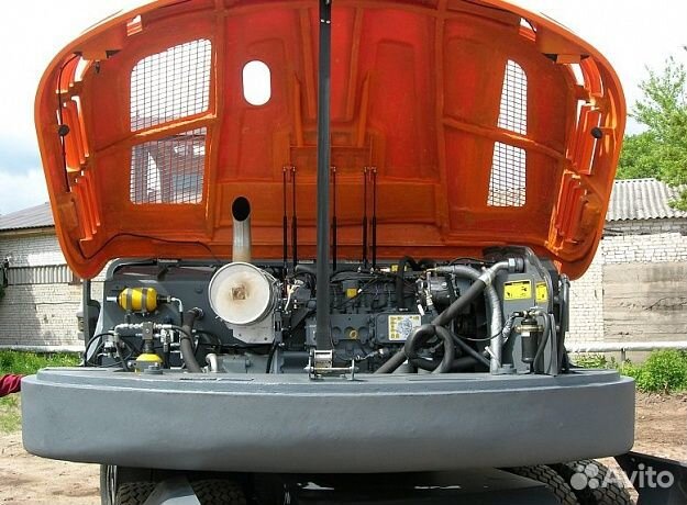 Колёсный экскаватор UMG E140W, 2023