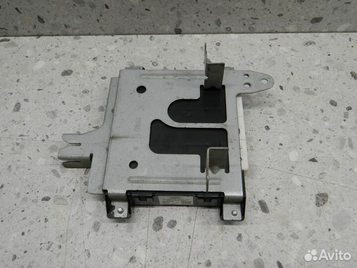 Блок электронный Land Rover Discovery 4 LA 2009-20