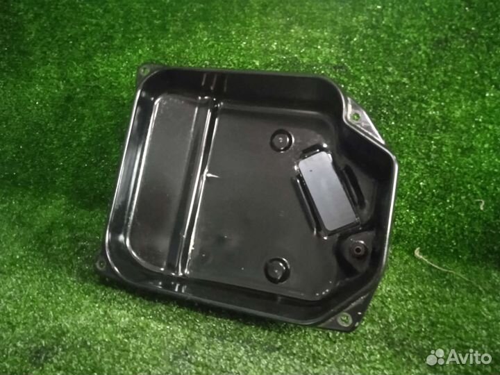 Поддон АКПП 01M 01м