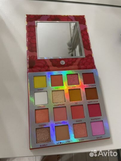 Палетка теней jeffree star,nabla,bh