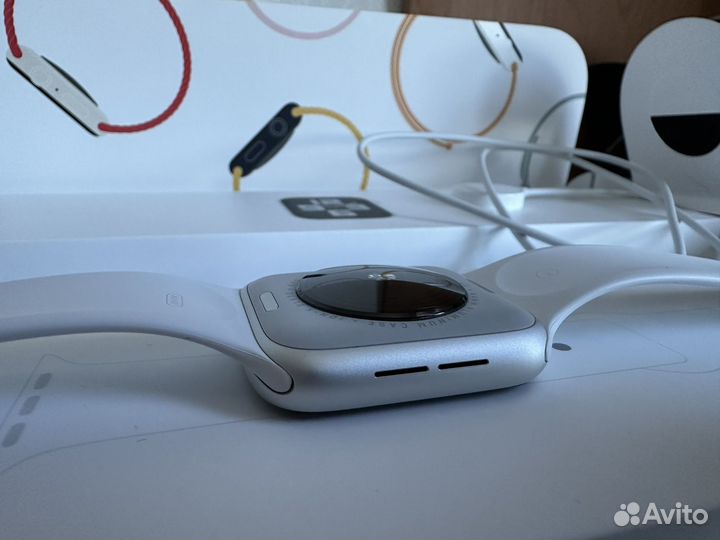 Часы apple watch se 44 mm