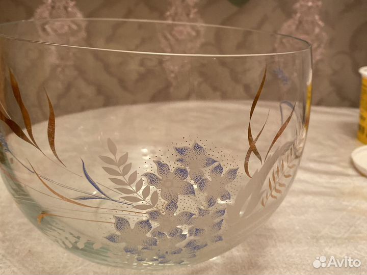 Ваза для фруктов сверху 19 см.,высота15 см