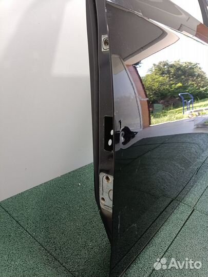 Дверь передняя левая VW Passat B7