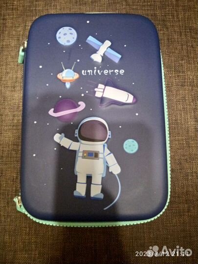 Пенал школьный