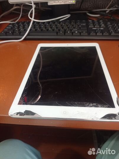 IPadы, планшеты на з/ч