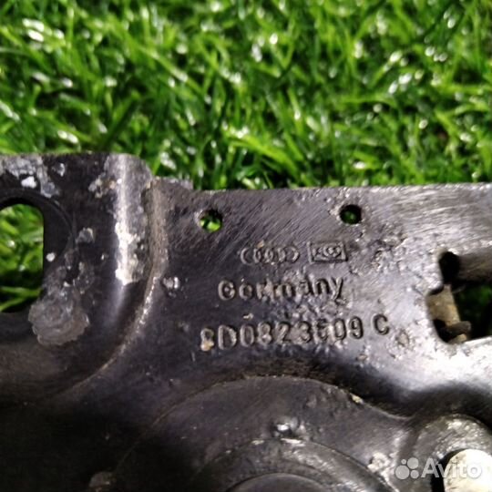 Замок капота Ауди a4 б5