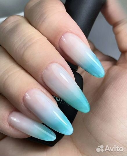 Мастер маникюра. Наращивание ногтей