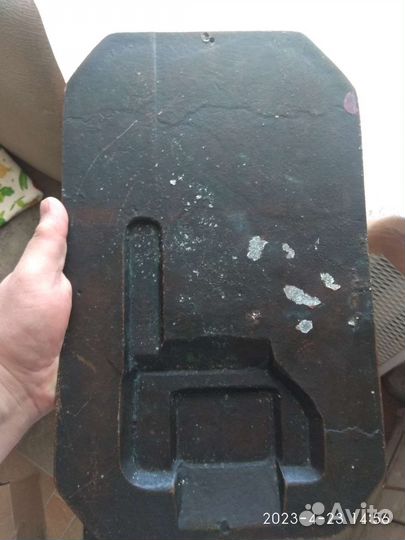 Плакетка латунная