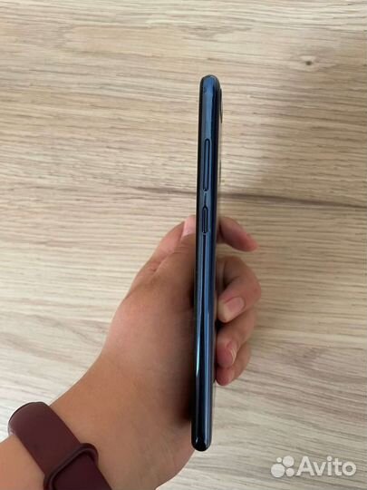 Телефон Huawei