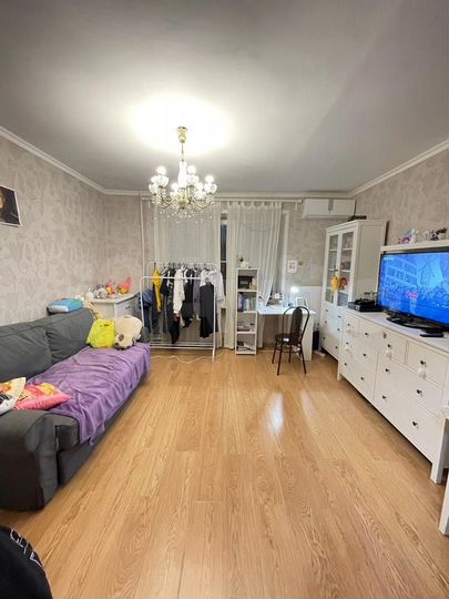 2-к. квартира, 48 м², 4/9 эт.