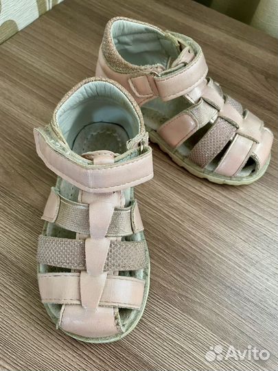 Сандали для девочки 22 размер