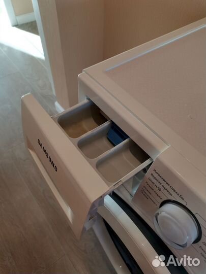 Продам стиральную машину