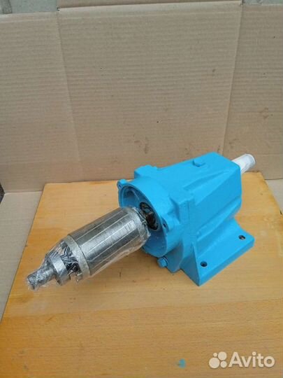 Редуктор с электродвигателем