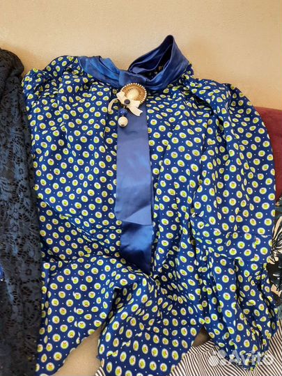 Два пакета женской одежды 42 р