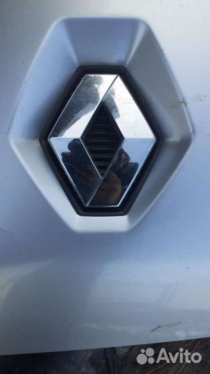 Значок рено Renault