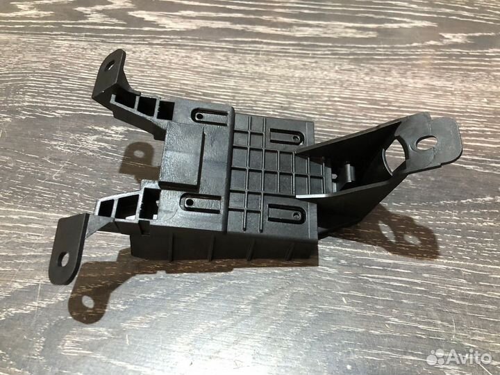 Кронштейны радаров side assist tiguan II