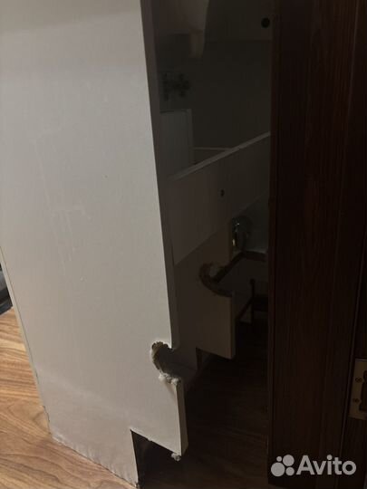 Тумба для ванной бу со смесителем и раковиной