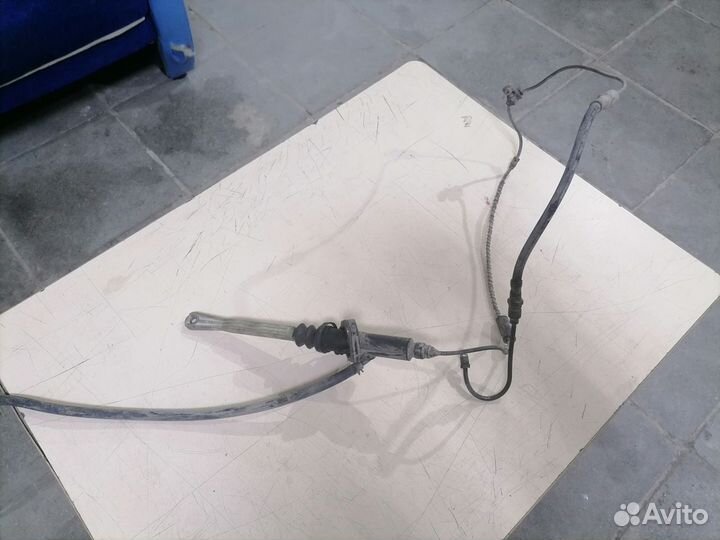 Главный цилиндр сцепления Вольво 850