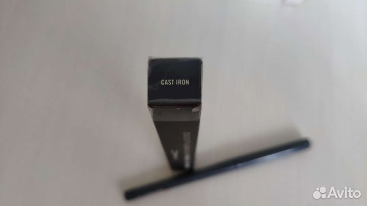 Карандаш MAC оригинал