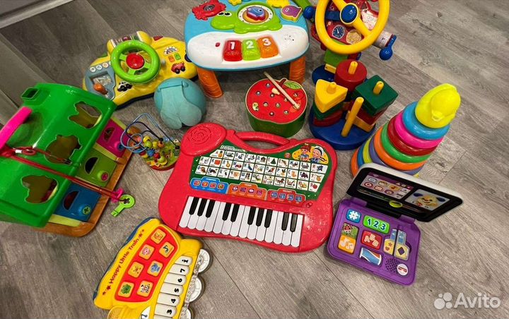 Развивающие игрушки пакетом
