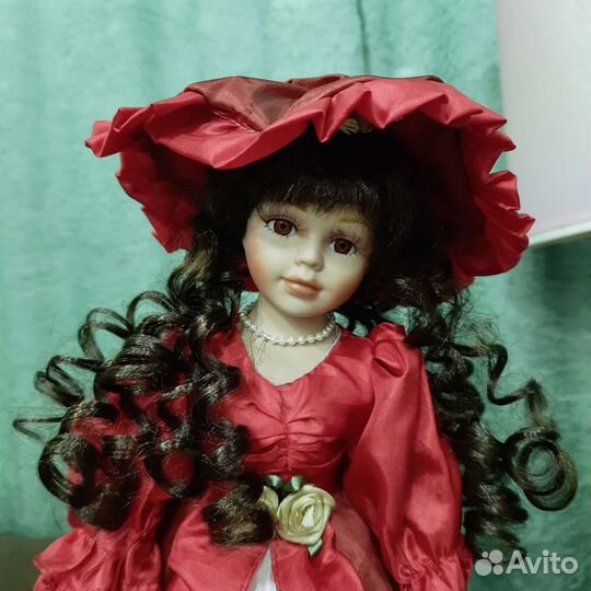 Кукла на подставке