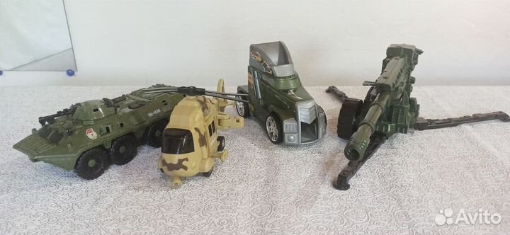 Игрушки для мальчика пакетом
