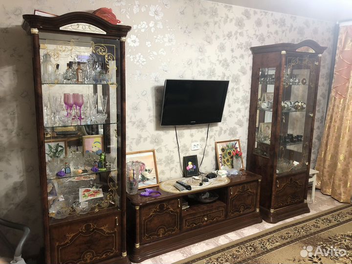 Стенка в гостиную 