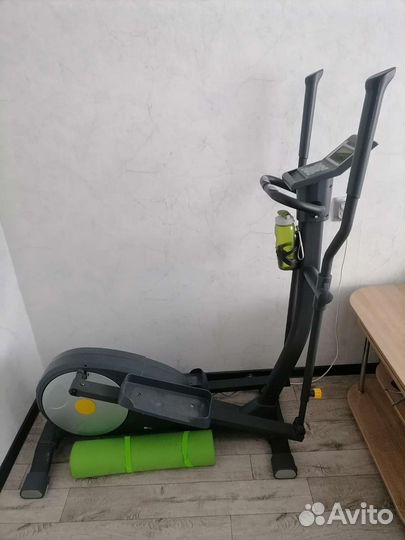 Эллиптический тренажер