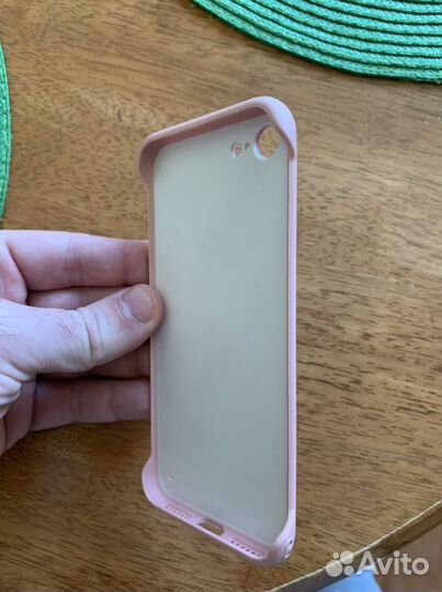 Чехол на iPhone 7