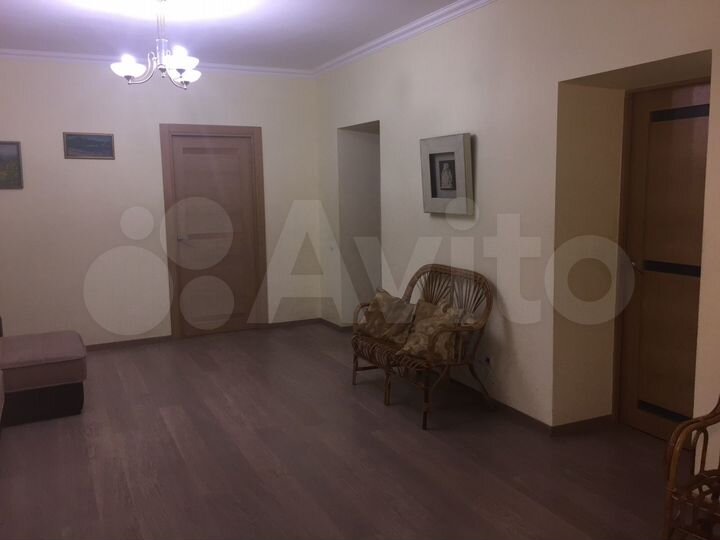 3-к. квартира, 151 м², 5/17 эт.