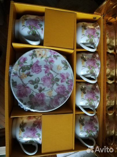 Сервиз чайный на 6 персон новый