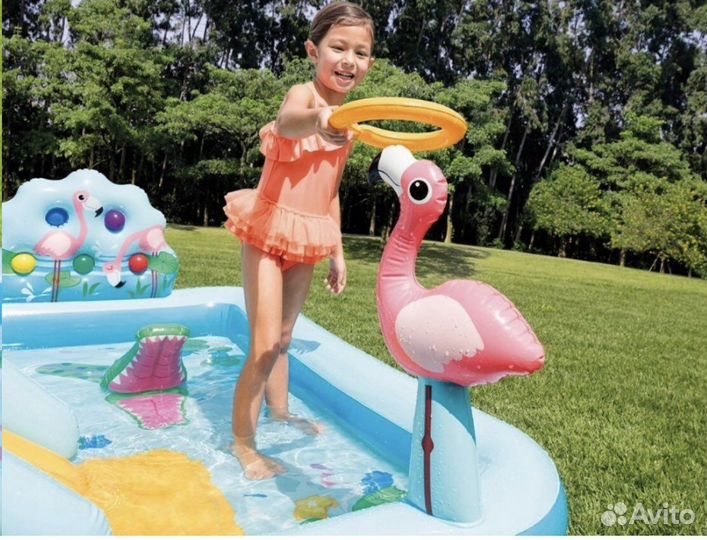 Детский бассейн/мини аквапарк 