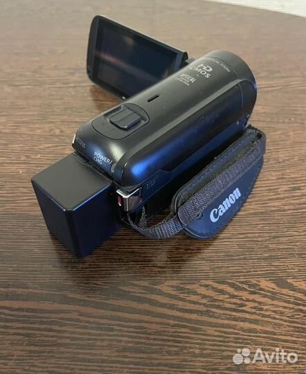 Экшн камера canon
