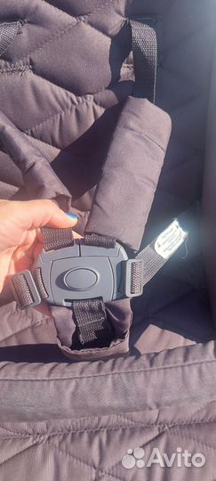 Прогулочная коляскa