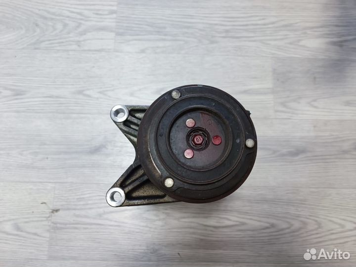 Компрессор кондиционера Nissan Teana j32