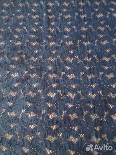 Гипюр на нарядное платье. Бонус-синий атлас