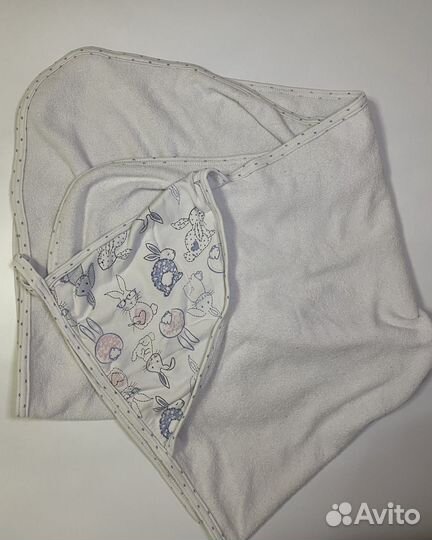 Детские вещи пакетом плед с уголочком посуда