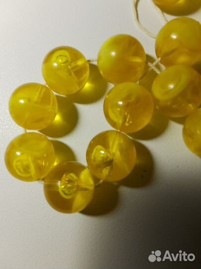 Бусы янтарь