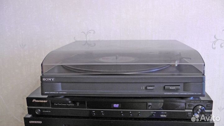 Проигрыватель винила Sony PS-LX46P
