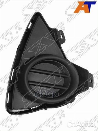 Заглушка в бампер toyota auris 12-15 RH ST-TY32