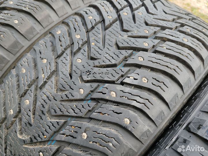 Nokian Tyres Hakkapeliitta 8 SUV 235/60 R18