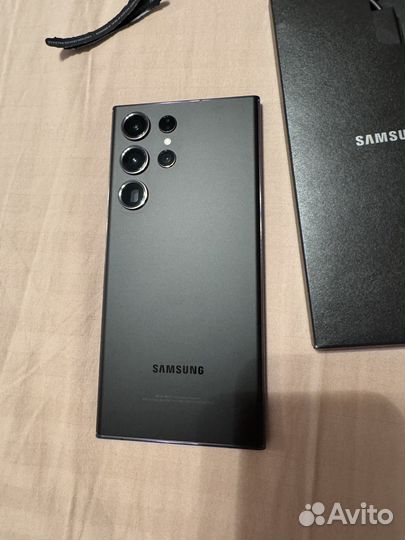 Samsung Galaxy S23 Ultra, 12/512 ГБ