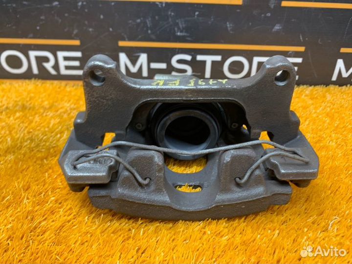 Суппорт передний правый Audi A4 B8/8K cdhb 2009