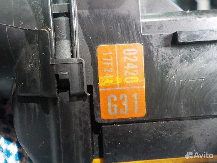 Подрулевой переключатель Toyota Auris