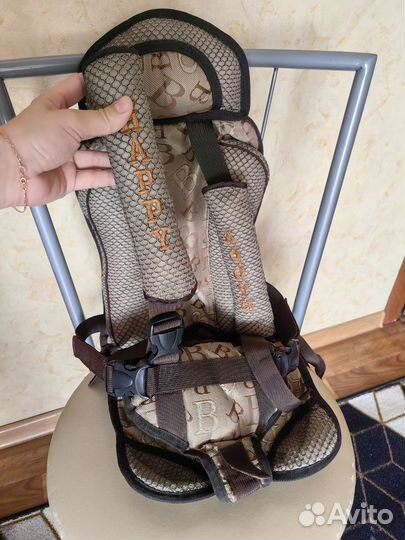 Бескаркасное автокресло детское