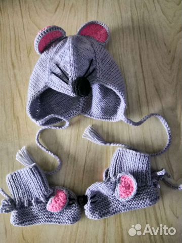 Шапка и пинетки ручной работы