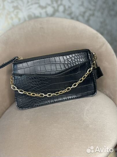 Сумка с ремешком