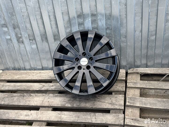 Диски Stich Legzas R18 5/114.3